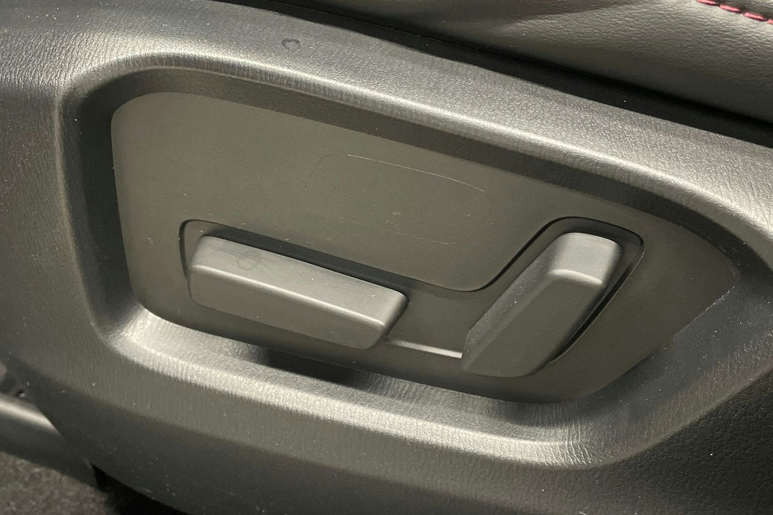 Sininen Mazda cx-5 2023 kuva 15.