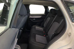 valkoinen Mazda CX-60 2023 kuva 8.