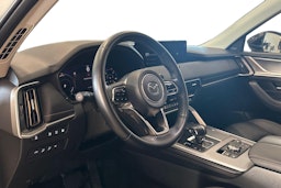 valkoinen Mazda CX-60 2023 kuva 7.