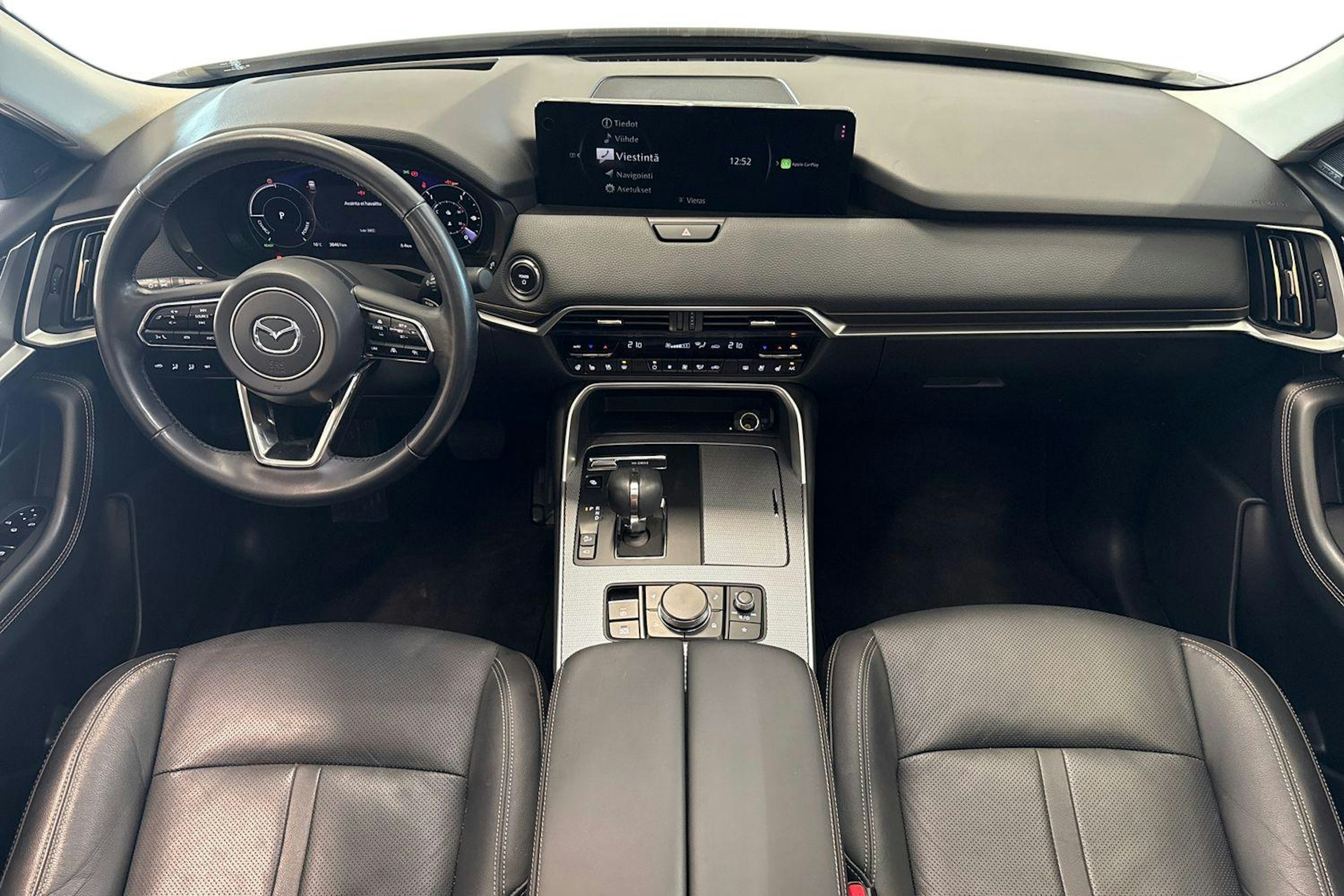 valkoinen Mazda CX-60 2023 kuva 9.