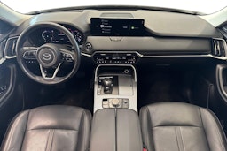 valkoinen Mazda CX-60 2023 kuva 9.