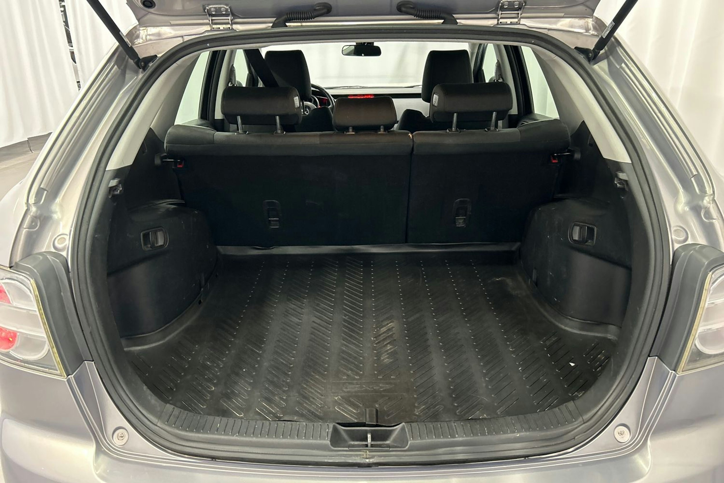 harmaa Mazda CX-7 2008 kuva 14.