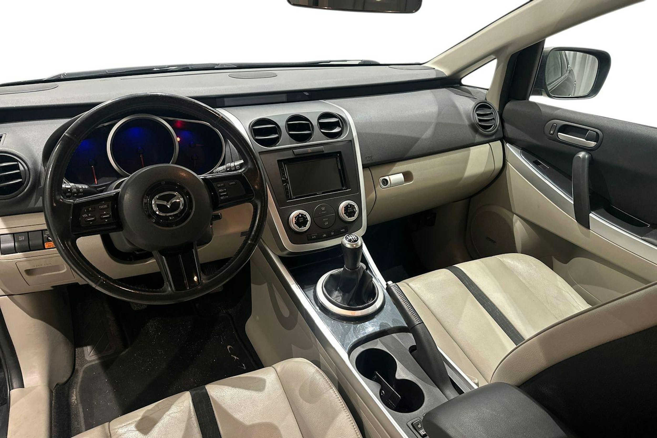musta Mazda CX-7 2008 kuva 9.