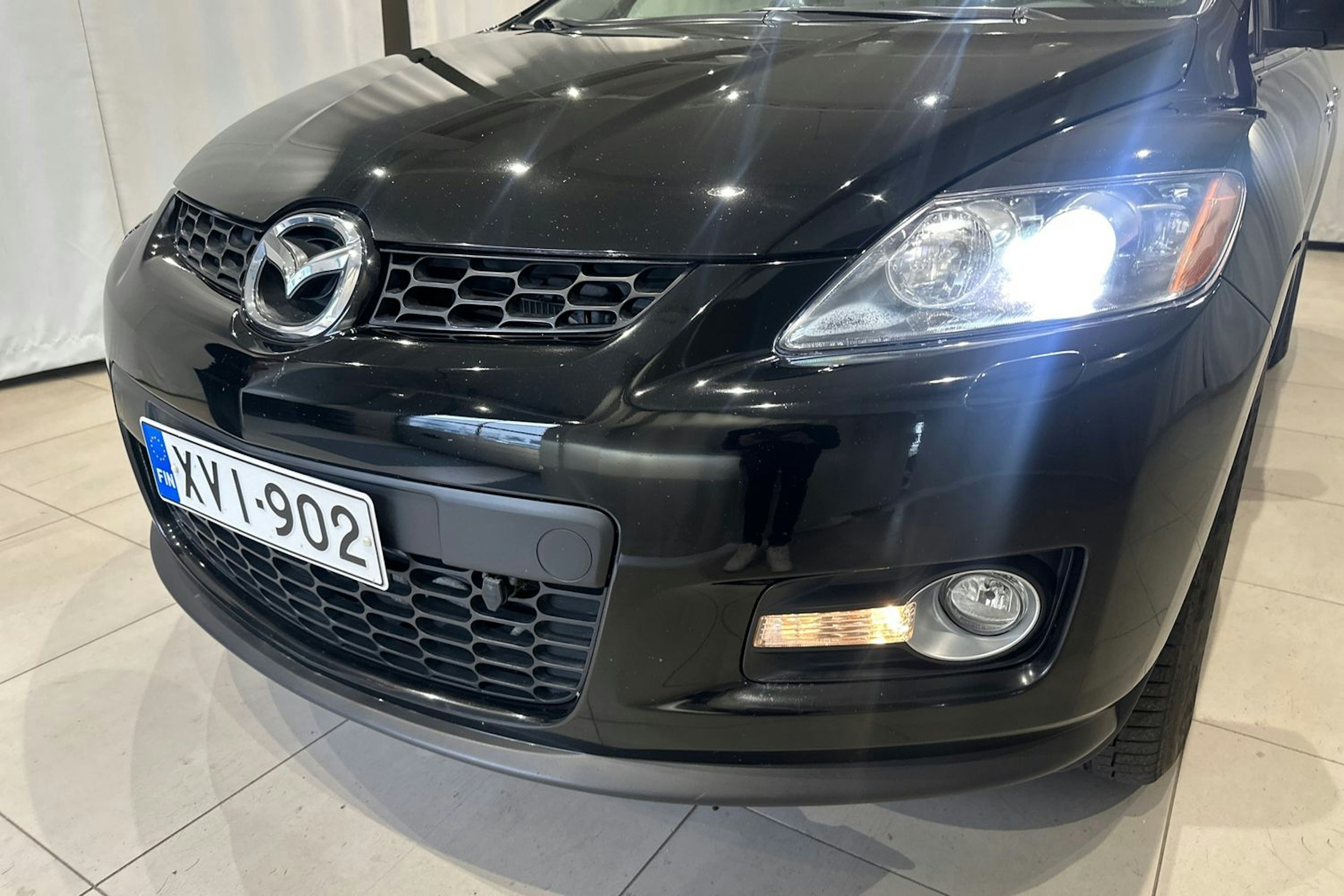 musta Mazda CX-7 2008 kuva 22.