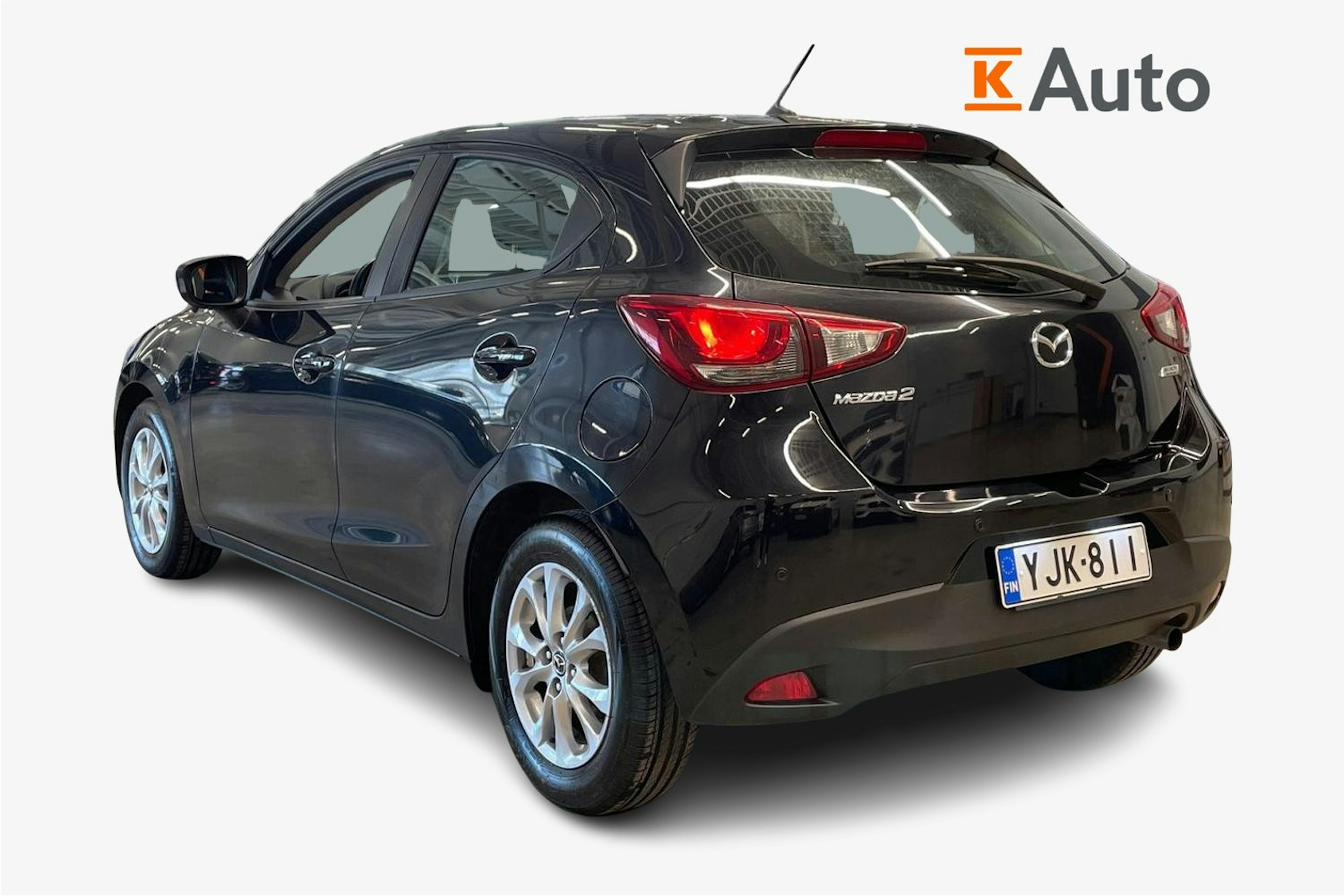 musta Mazda 2 2017 kuva 2.