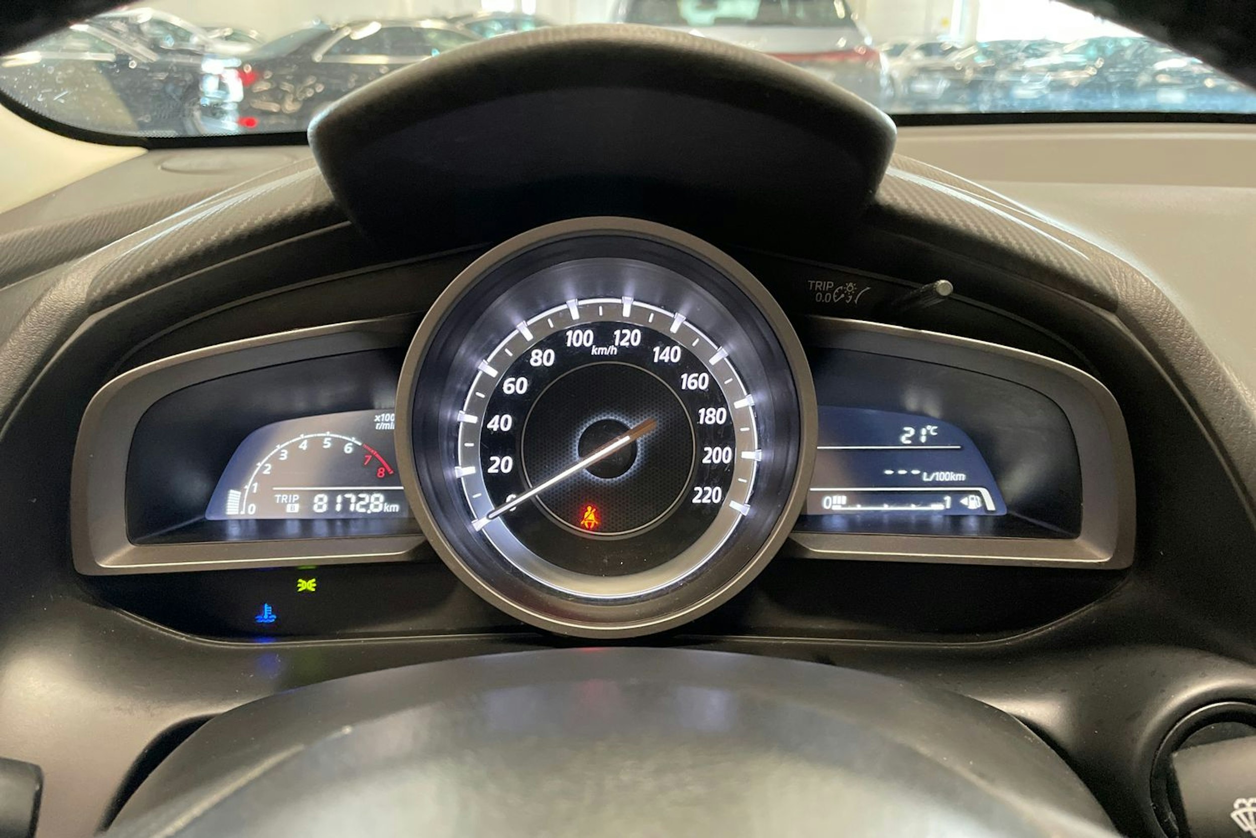 musta Mazda 2 2017 kuva 17.