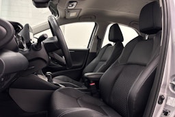 hopea Mazda Mazda2 Hybrid 2023 kuva 14.