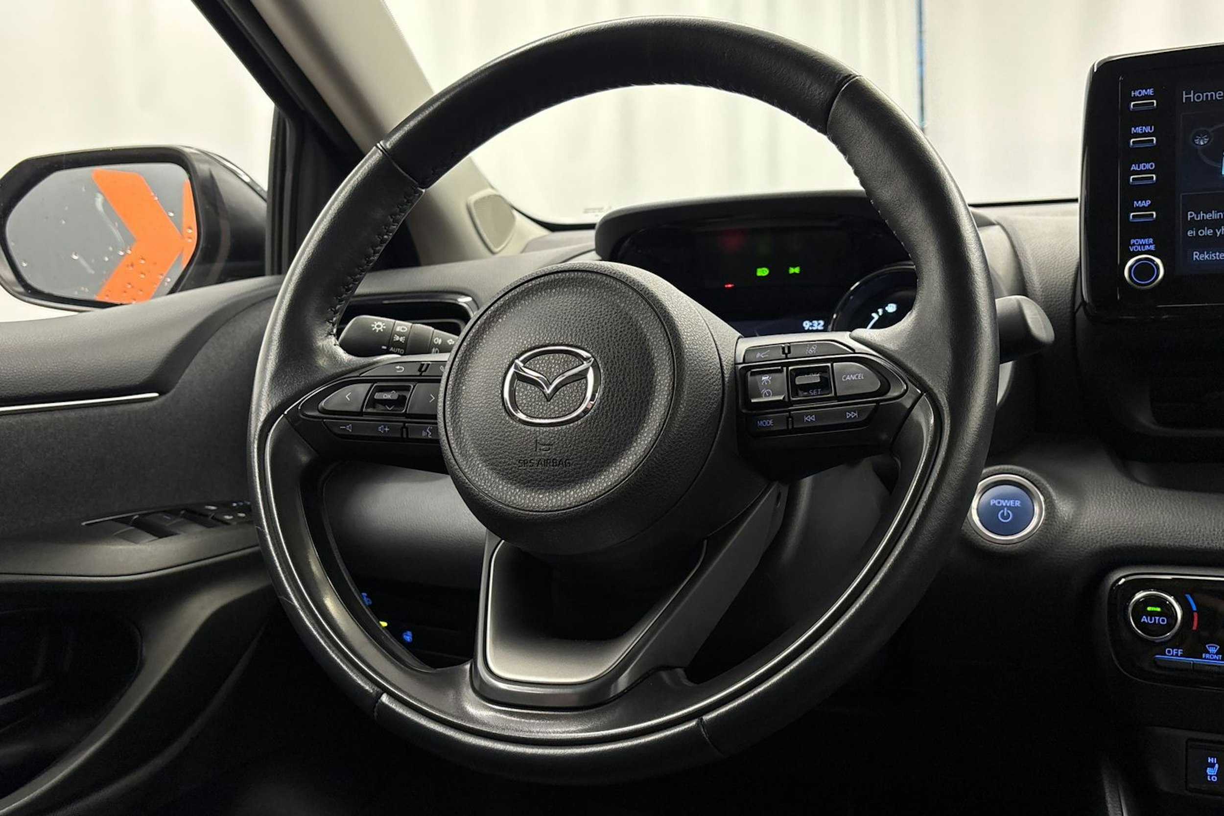 hopea Mazda Mazda2 Hybrid 2023 kuva 15.