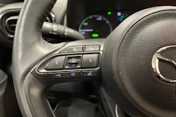 Harmaa Mazda MAZDA2 HYBRID 2023 kuva 24.