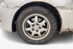 Harmaa Mazda 3 2004 kuva 9.