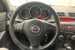 Harmaa Mazda 3 2004 kuva 14.