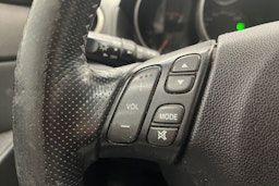 Harmaa Mazda 3 2004 kuva 17.