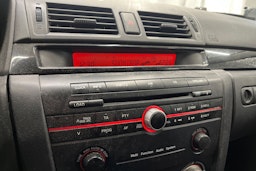 Harmaa Mazda 3 2004 kuva 19.