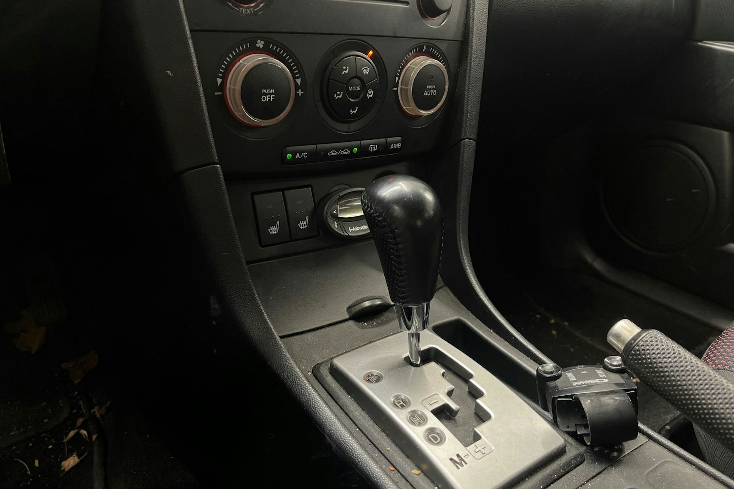 Harmaa Mazda 3 2004 kuva 20.