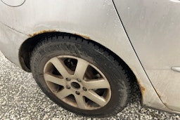 Harmaa Mazda 3 2004 kuva 31.