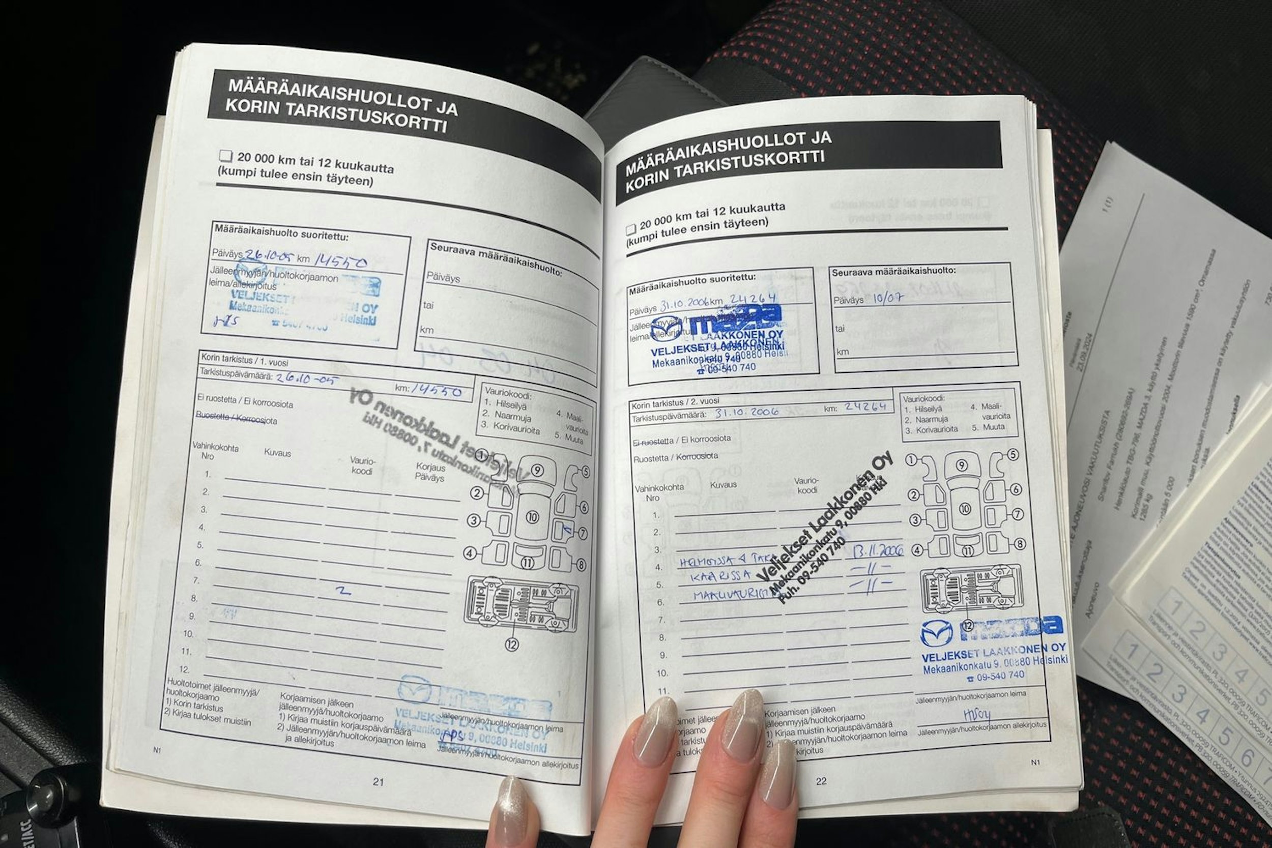 Harmaa Mazda 3 2004 kuva 32.