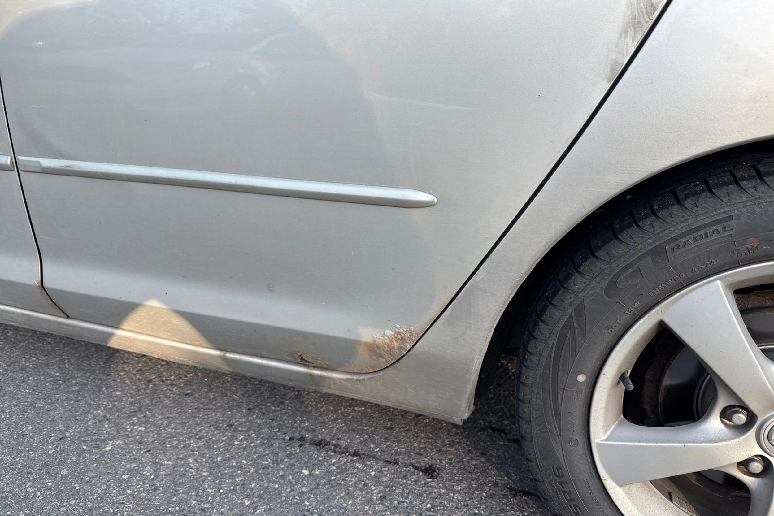 ruskea (beige) Mazda 3 2005 kuva 11.