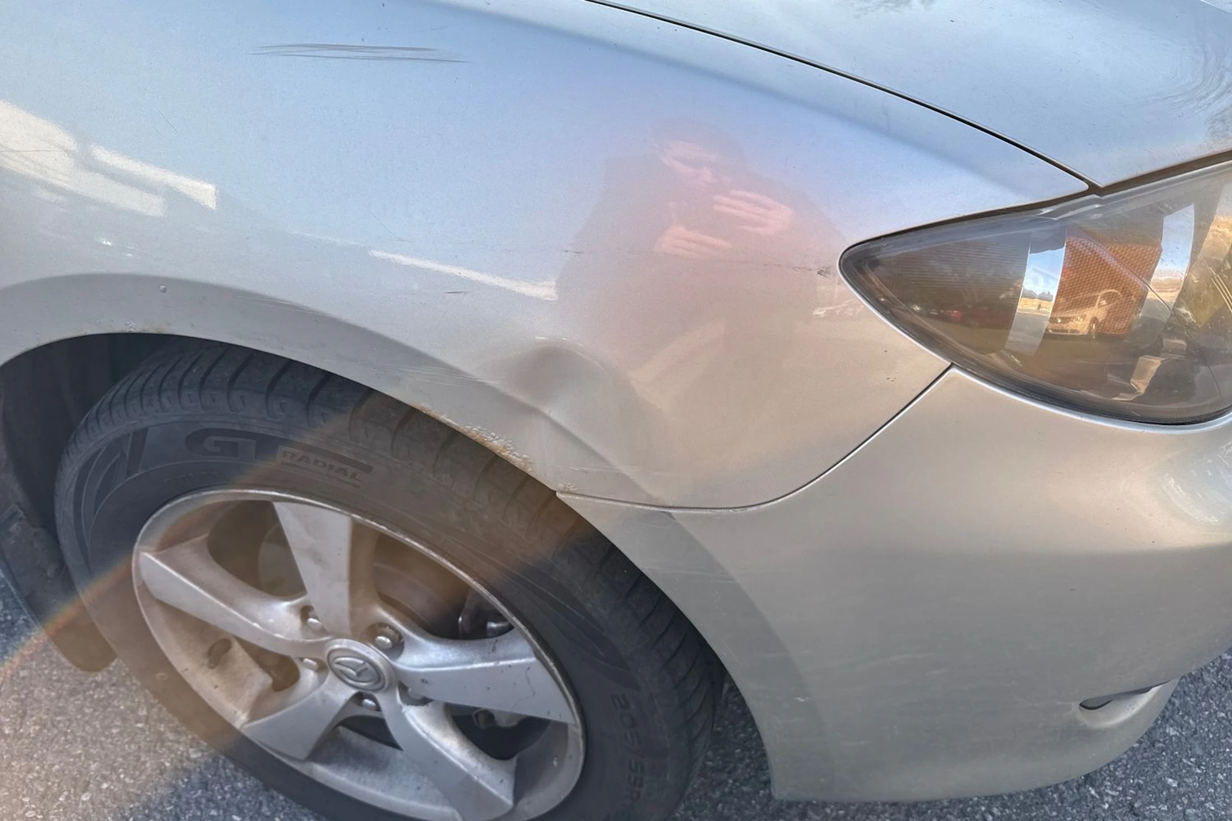 ruskea (beige) Mazda 3 2005 kuva 13.