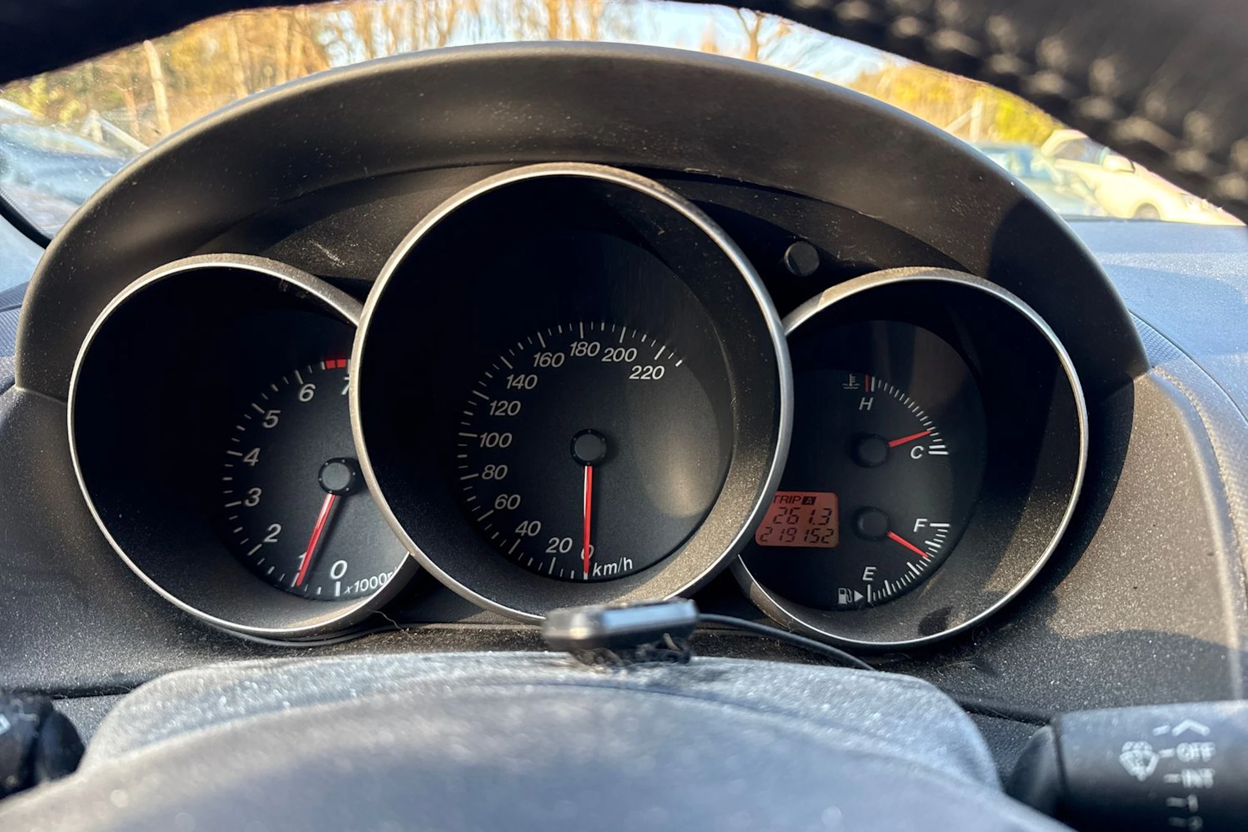 ruskea (beige) Mazda 3 2005 kuva 17.