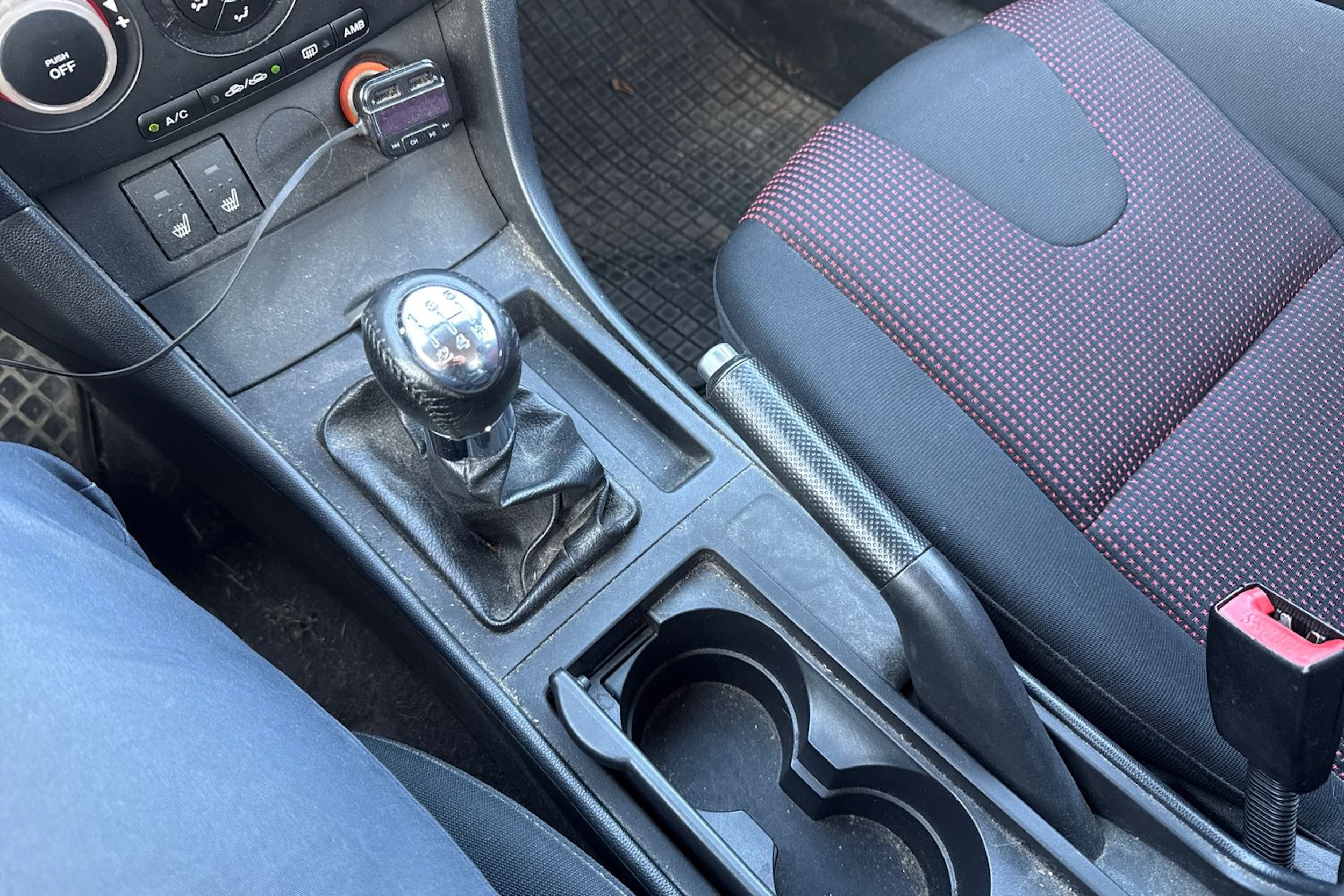 ruskea (beige) Mazda 3 2005 kuva 19.