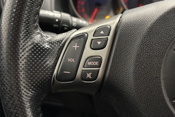 Musta Mazda 3 2006 kuva 13.