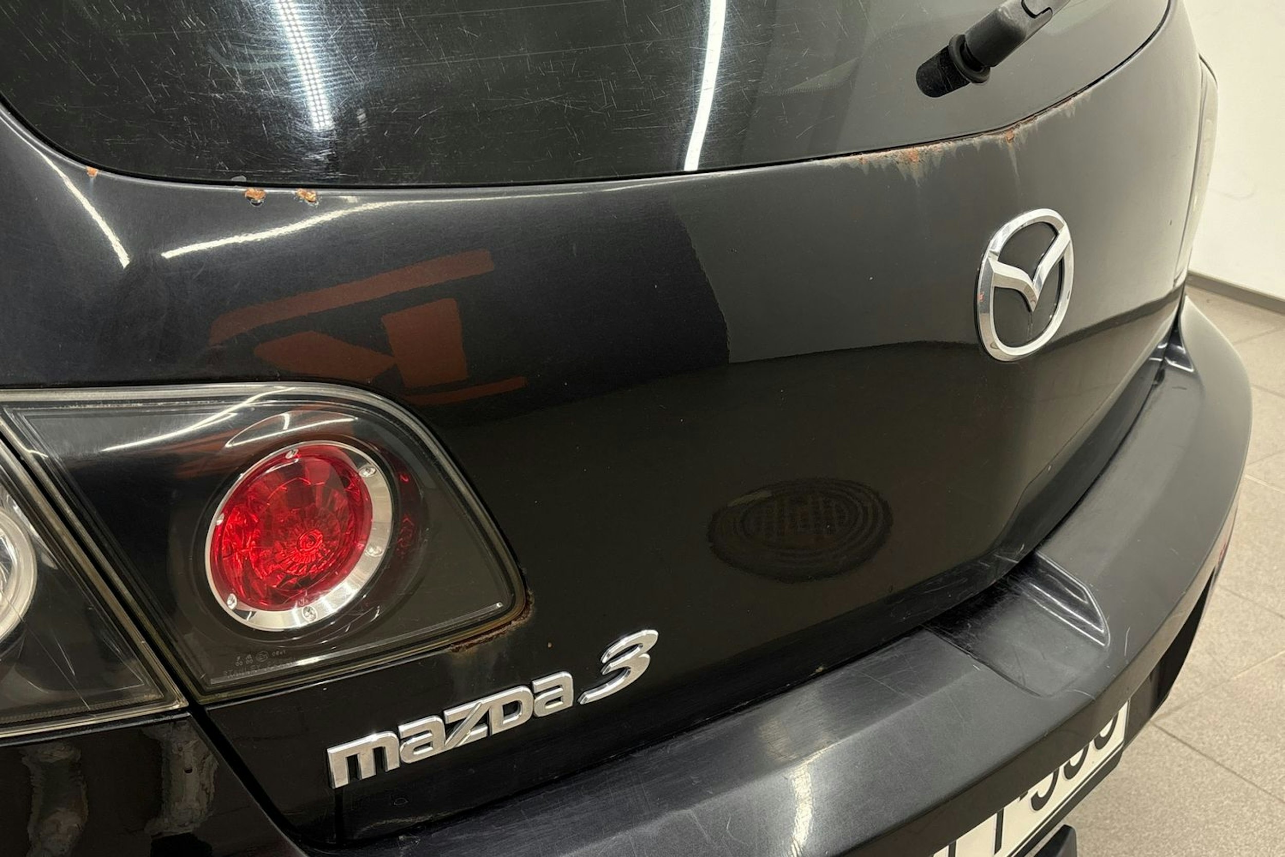 Musta Mazda 3 2006 kuva 20.