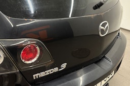 Musta Mazda 3 2006 kuva 20.