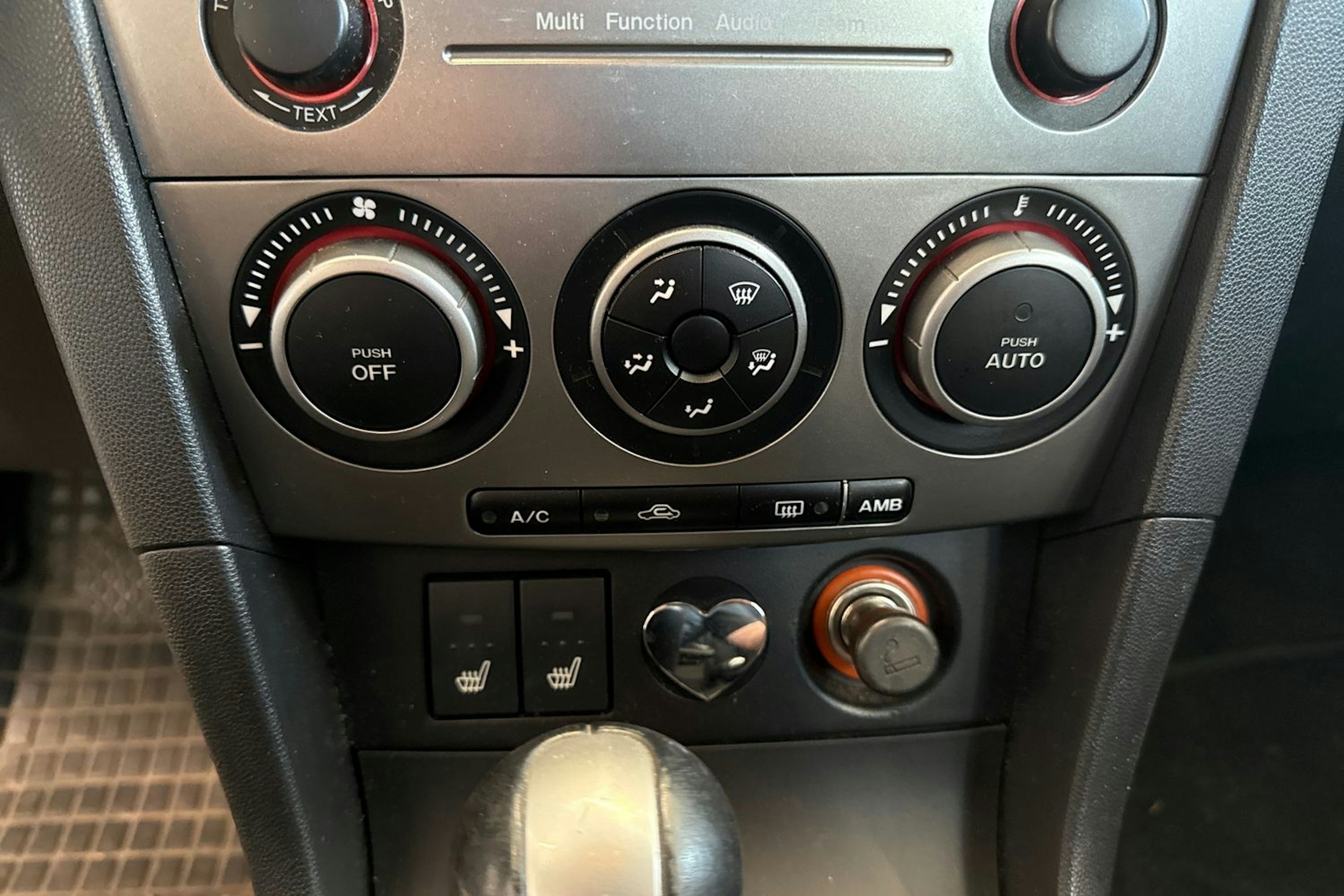 Ruskea (beige) Mazda 3 2008 kuva 16.