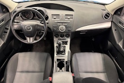 Sininen Mazda 3 2009 kuva 9.