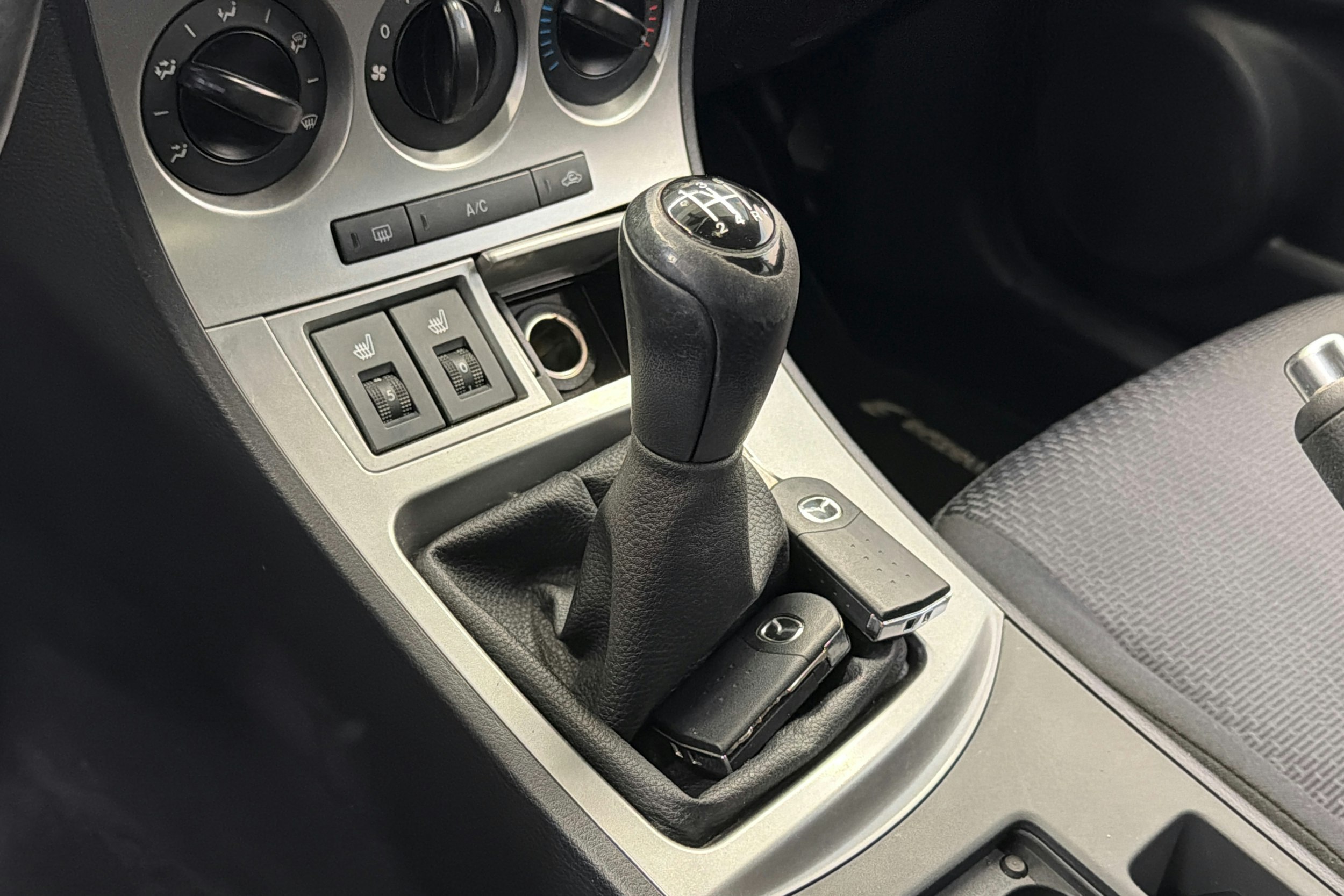 Sininen Mazda 3 2009 kuva 16.