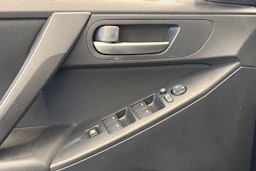 Sininen Mazda 3 2009 kuva 18.