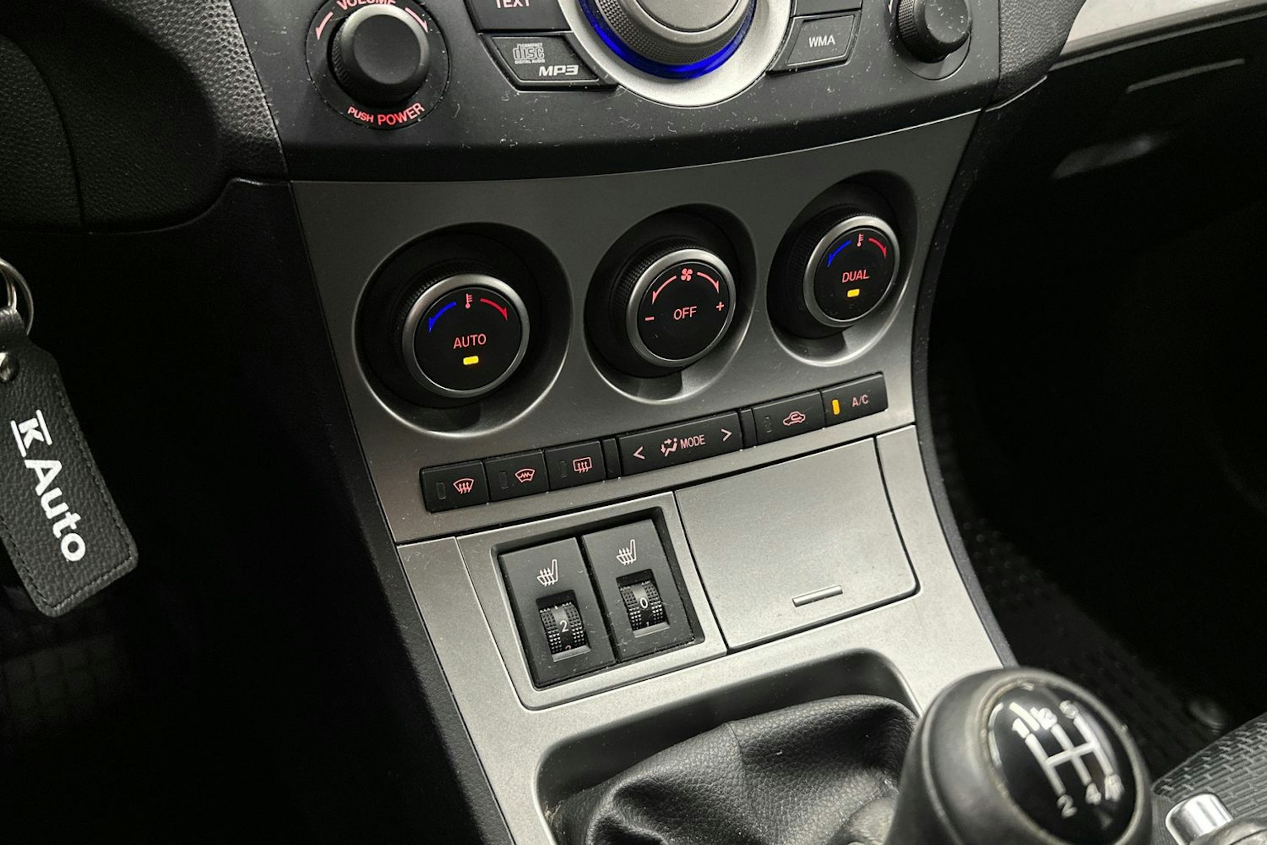 harmaa Mazda 3 2009 kuva 19.