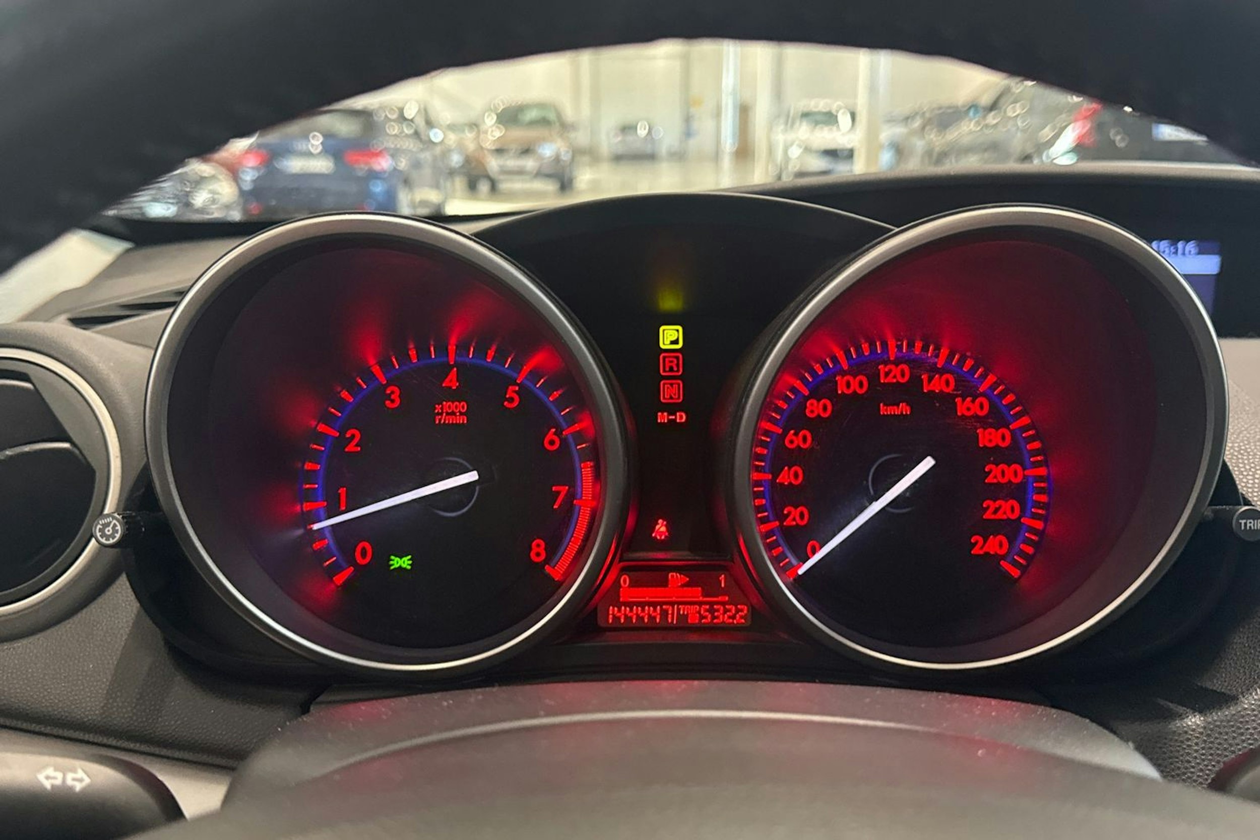 sininen Mazda 3 2011 kuva 17.