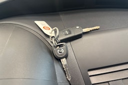 sininen Mazda 3 2011 kuva 25.