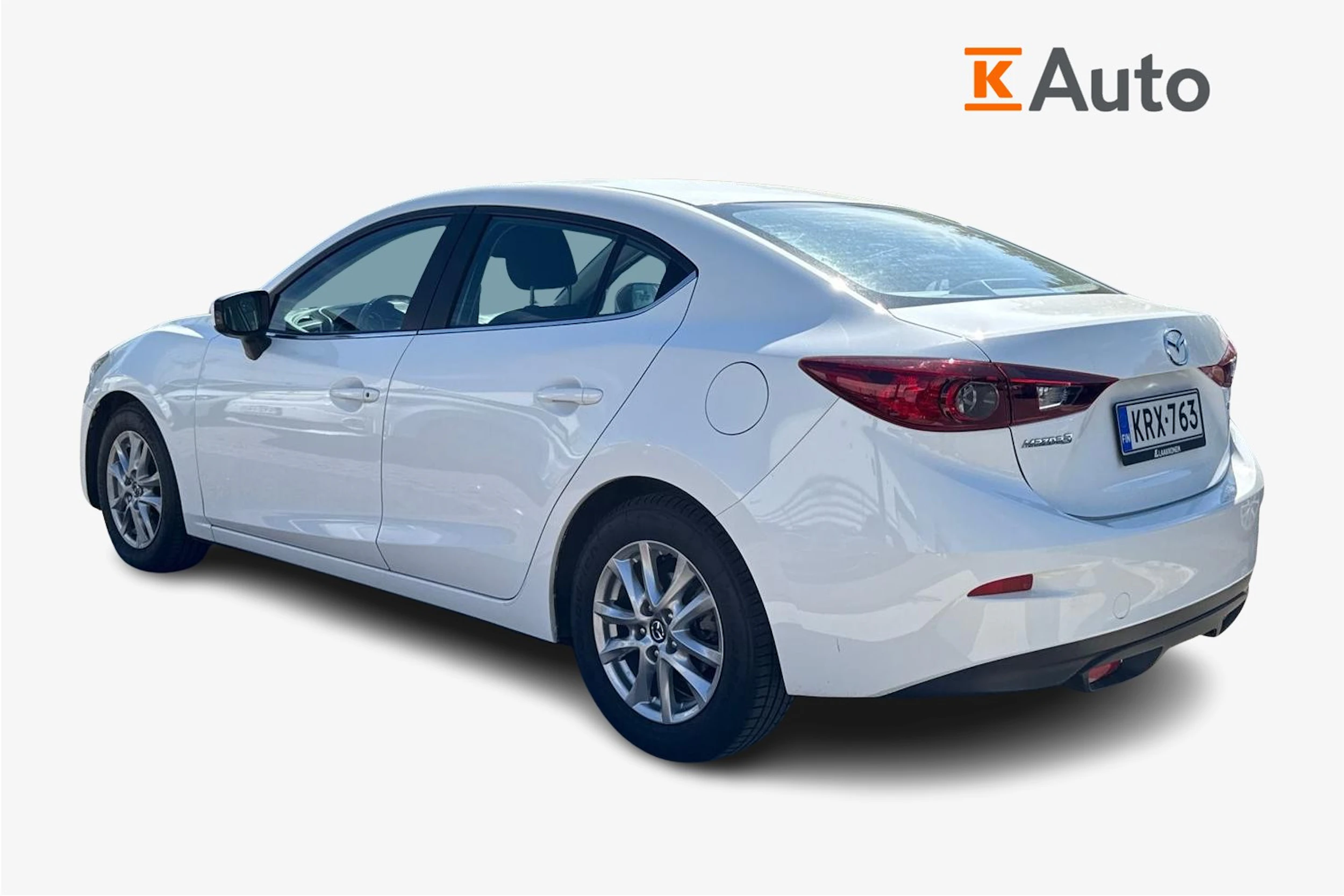 valkoinen Mazda 3 2014 kuva 2.