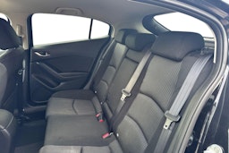 Musta Mazda 3 2014 kuva 8.