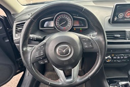 Musta Mazda 3 2014 kuva 11.