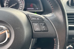 Musta Mazda 3 2014 kuva 13.