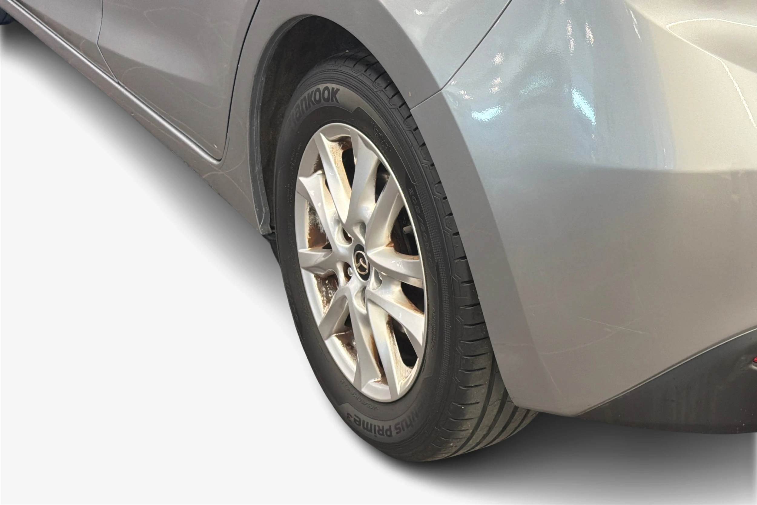 harmaa Mazda 3 2014 kuva 9.