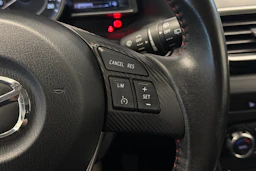 harmaa Mazda 3 2014 kuva 14.