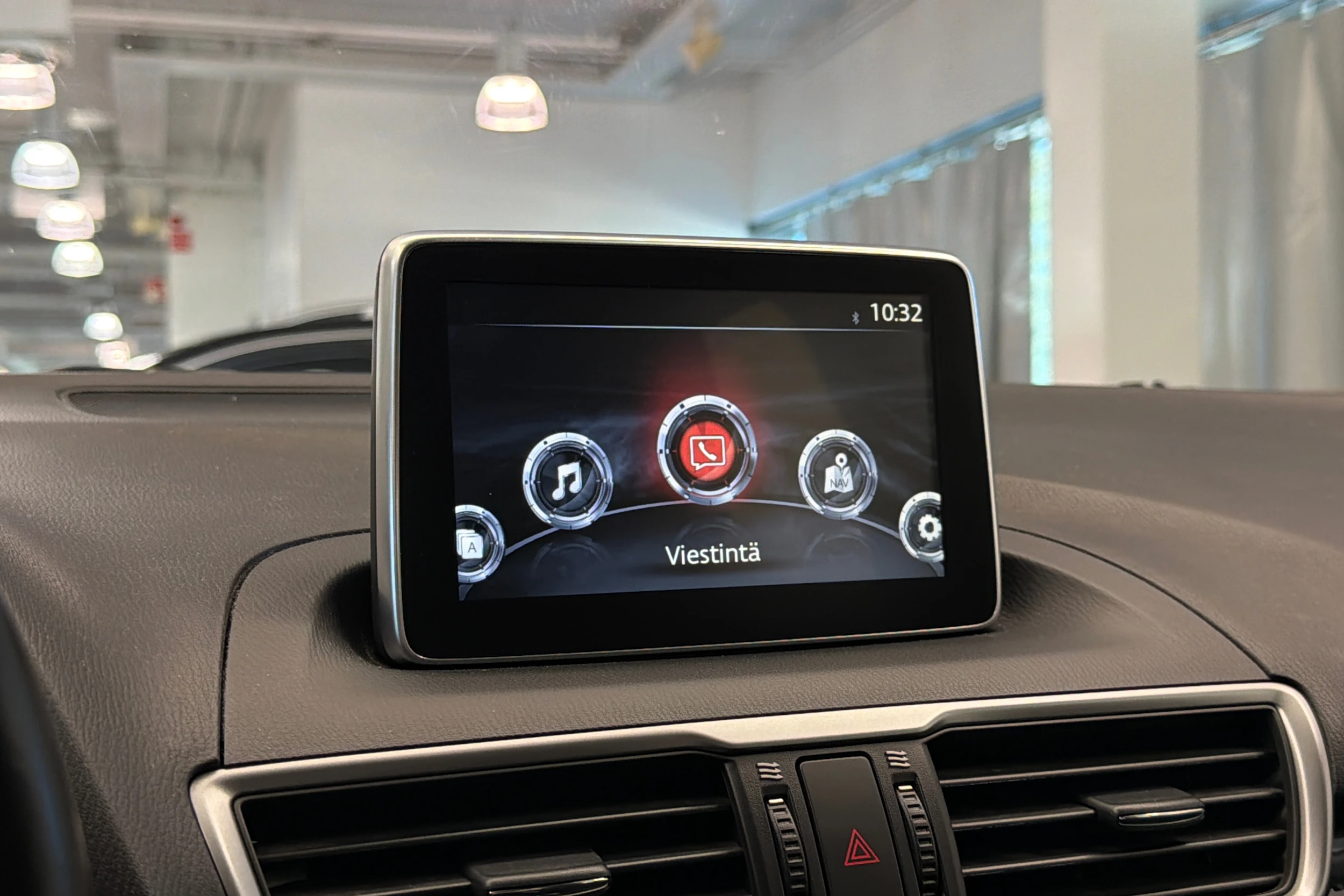 harmaa Mazda 3 2014 kuva 20.