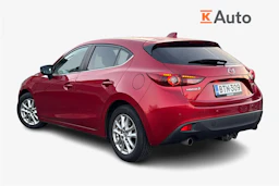 punainen Mazda 3 2015 kuva 2.