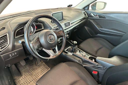 punainen Mazda 3 2015 kuva 3.