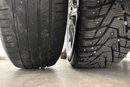 harmaa Mazda 3 2017 kuva 16.