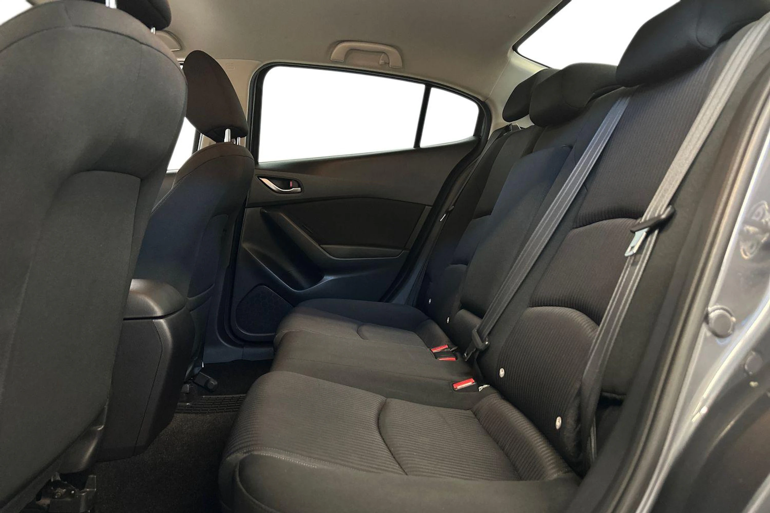 met. harmaa Mazda 3 2017 kuva 8.