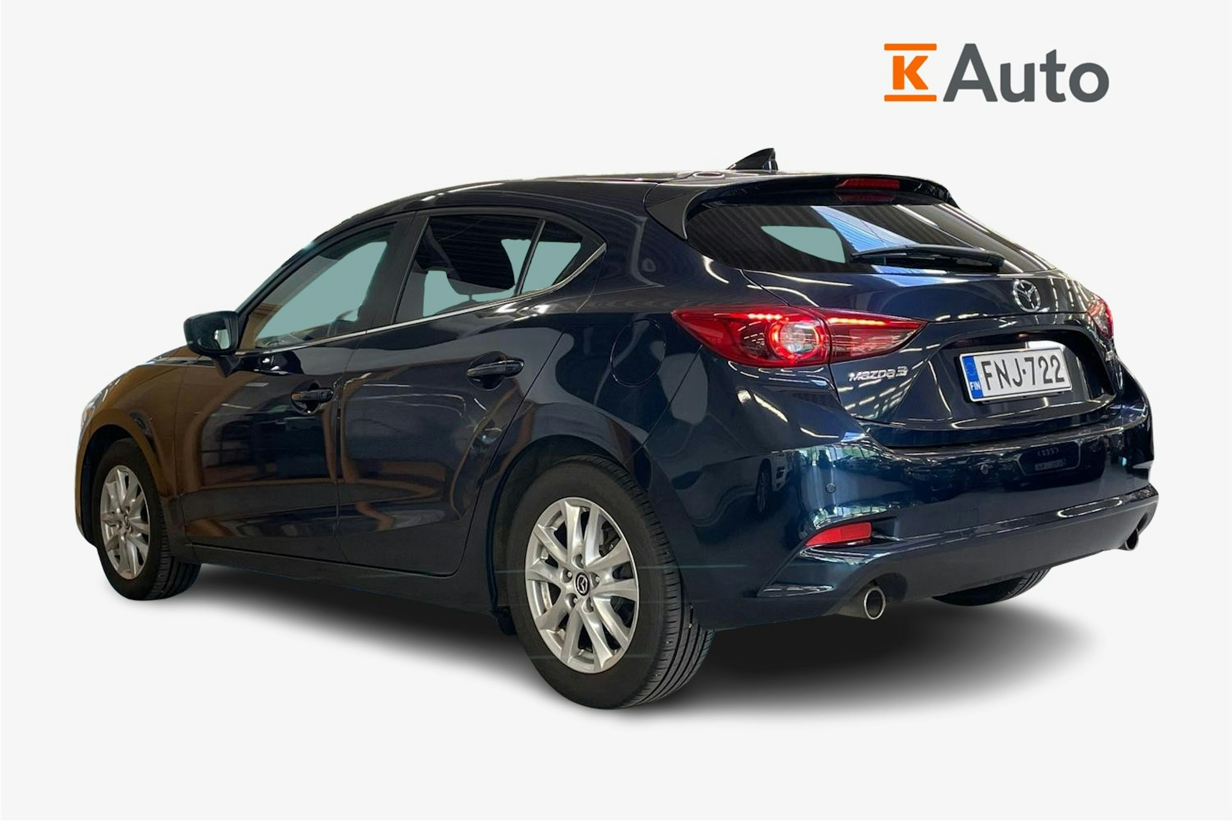 sininen Mazda 3 2018 kuva 2.