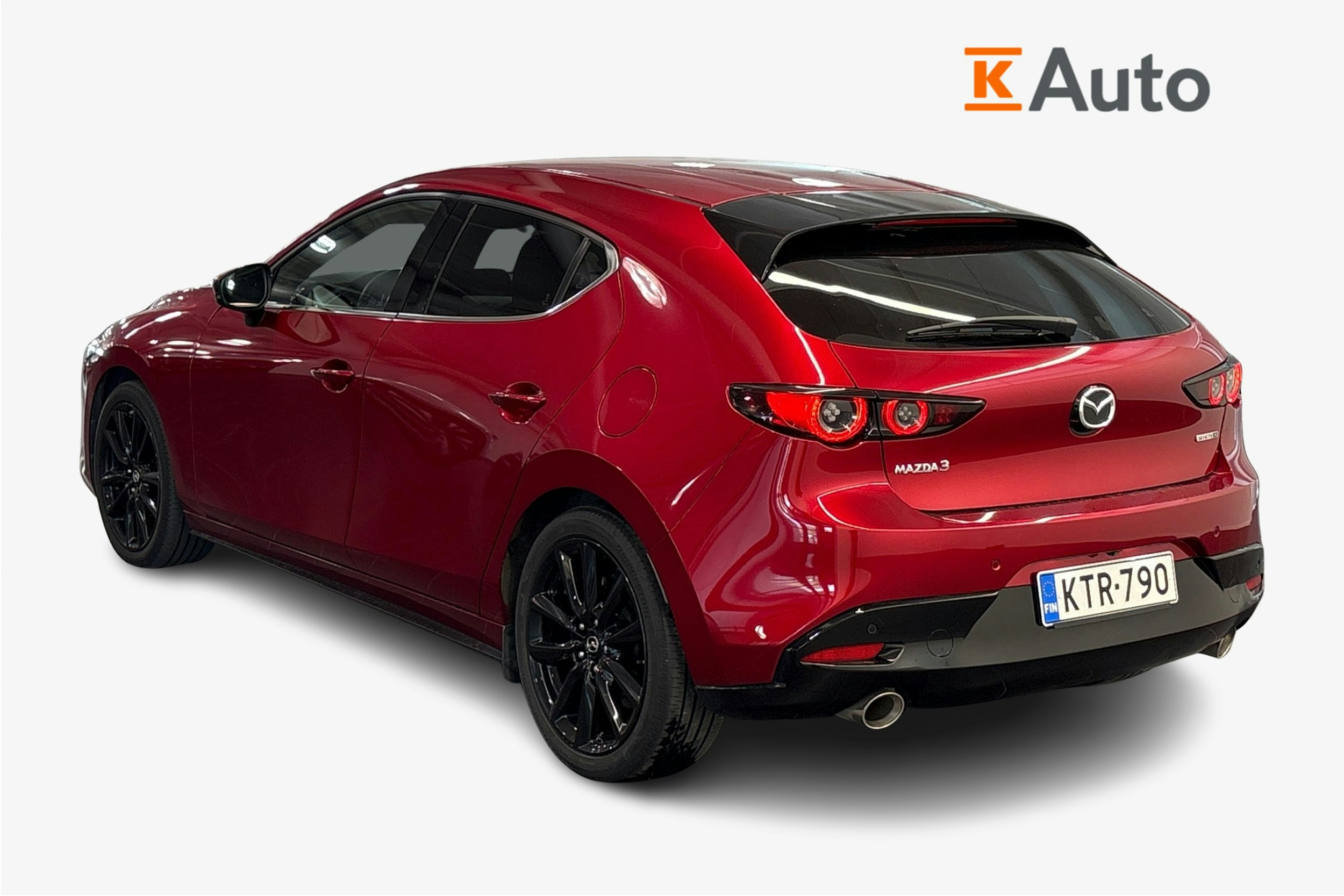 punainen Mazda 3 2019 kuva 2.