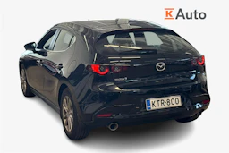 Musta Mazda 3 2020 kuva 2.