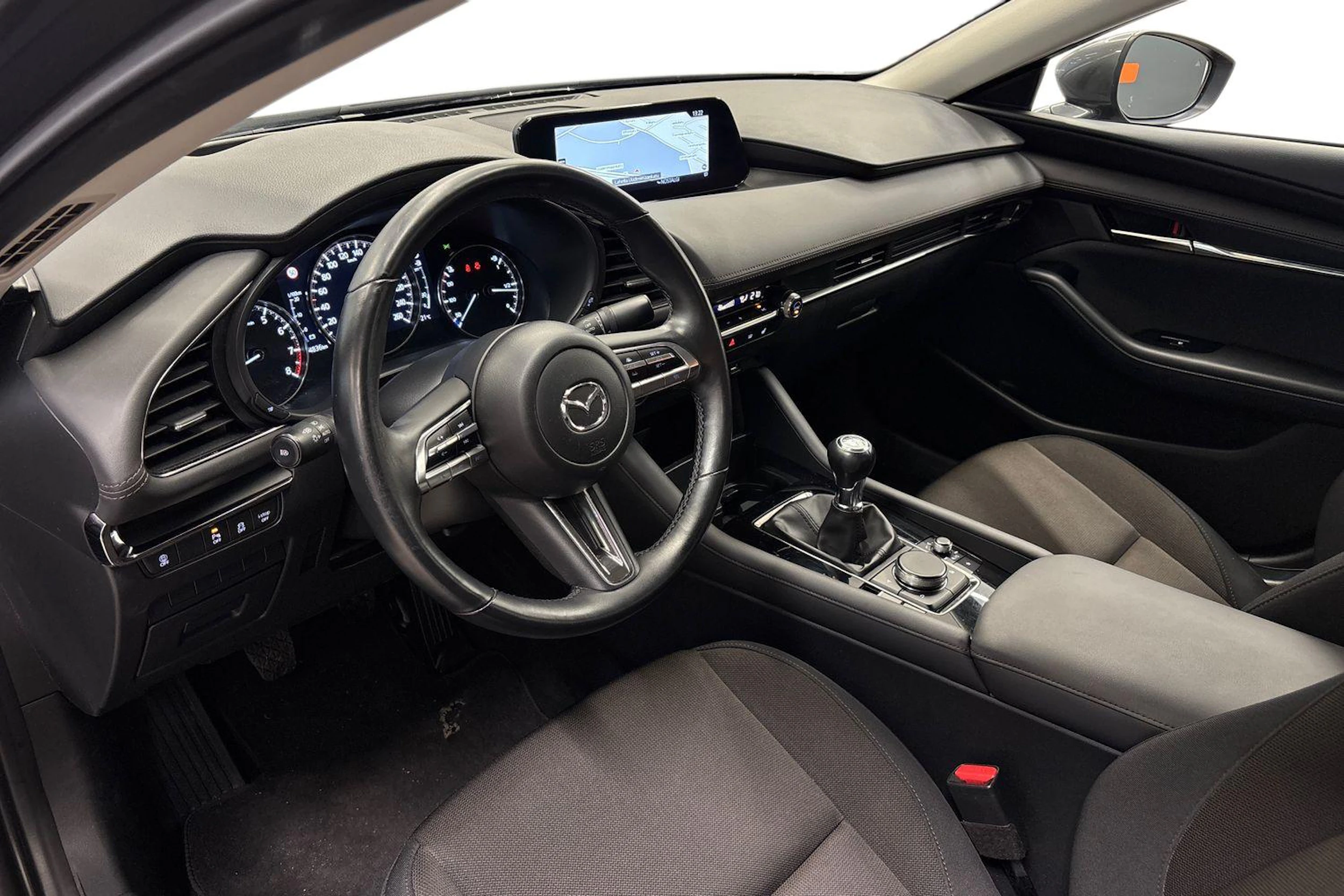 met. harmaa Mazda 3 2021 kuva 6.