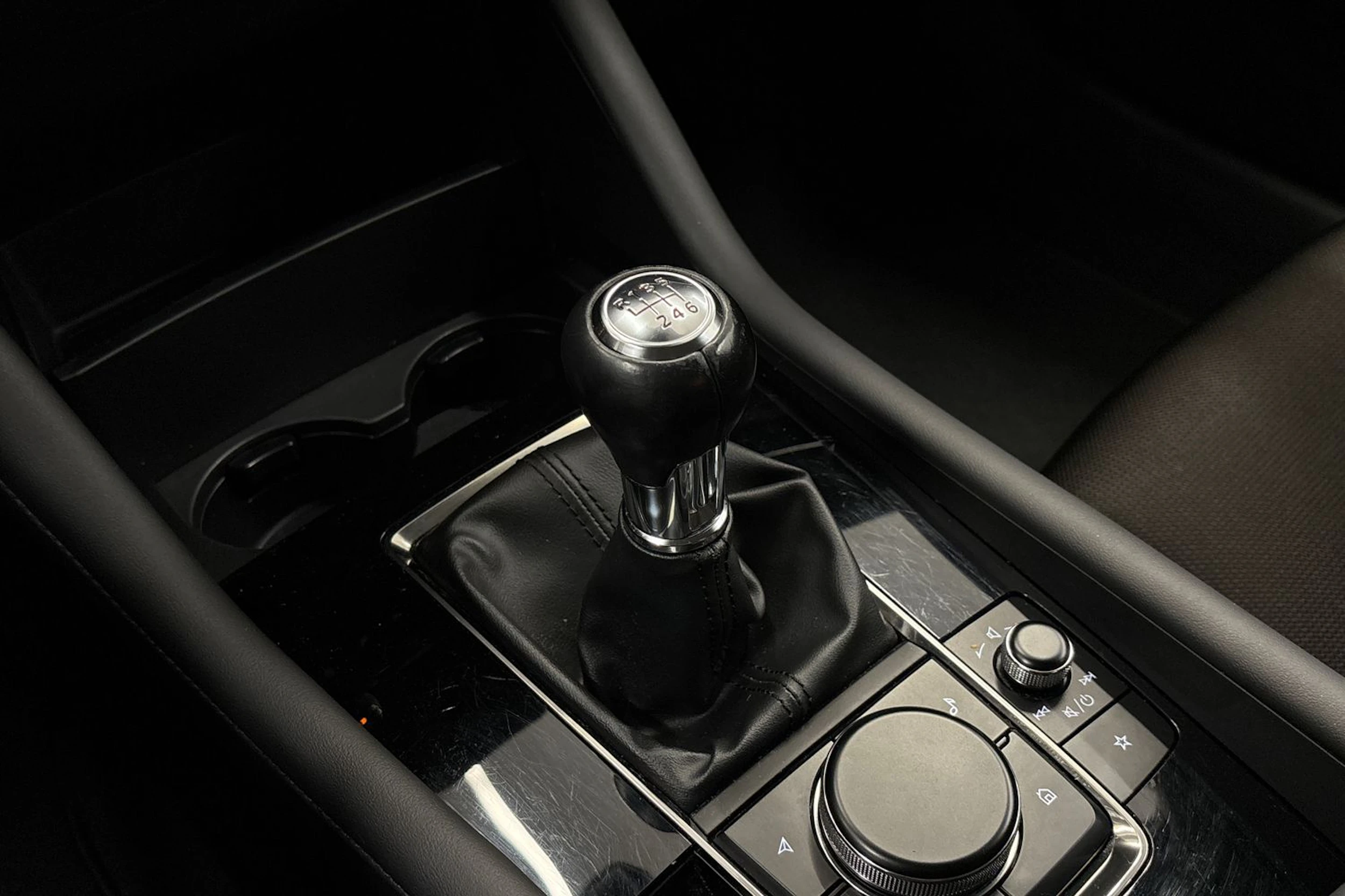 met. harmaa Mazda 3 2021 kuva 21.